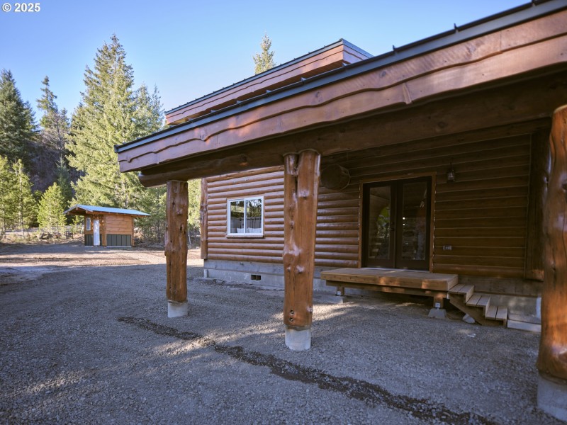 Carport
