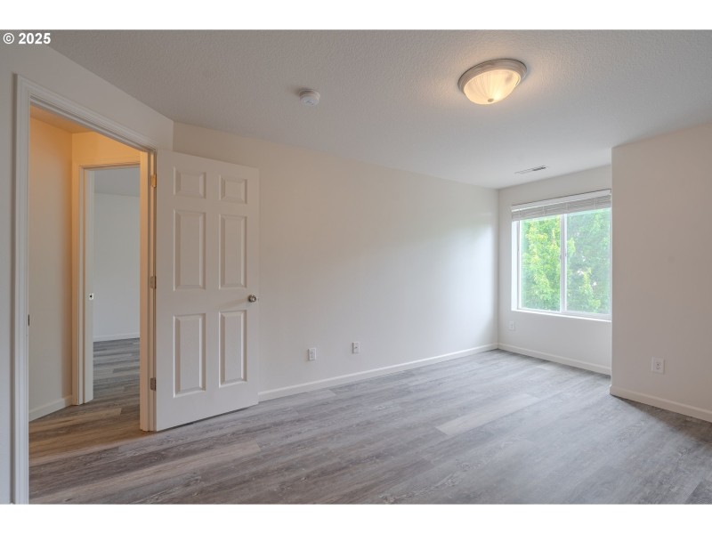 Bedroom, Primary