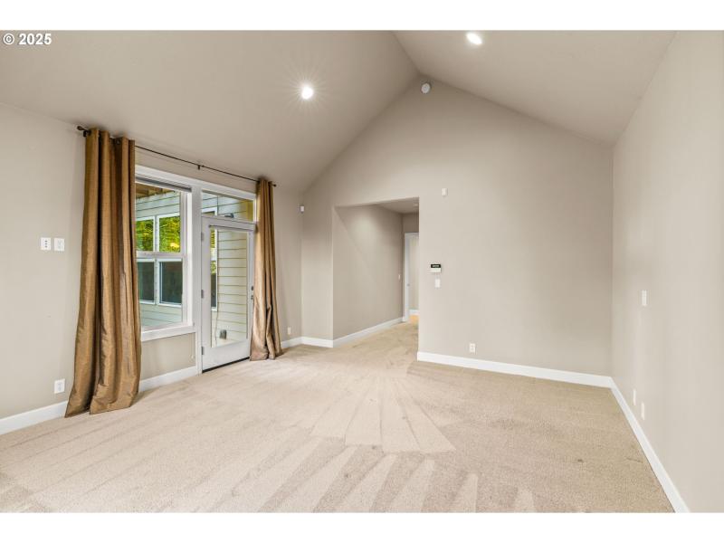 Bedroom, Owner's Suite