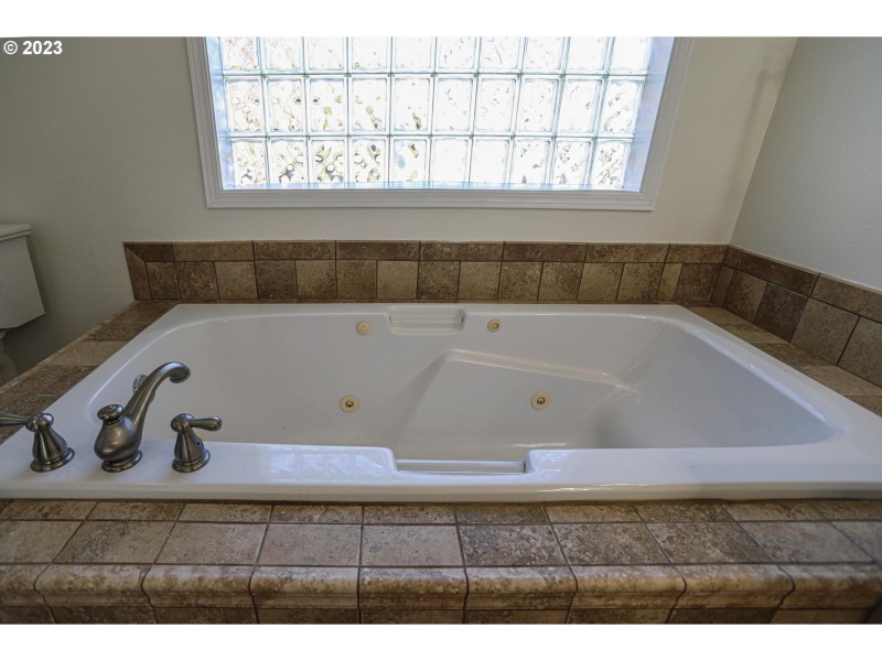 Bathroom, Attached
