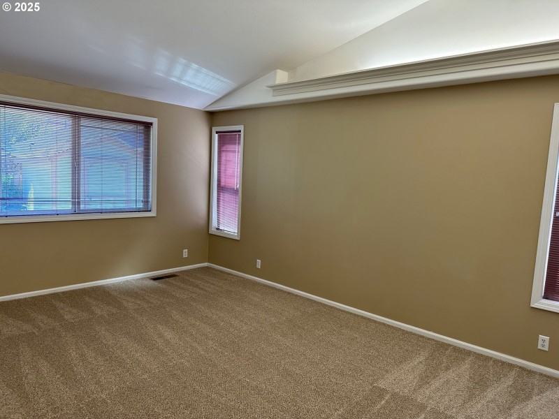 Bedroom, Primary