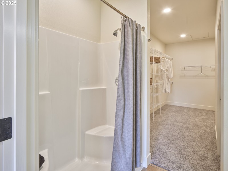 Bathroom, Attached