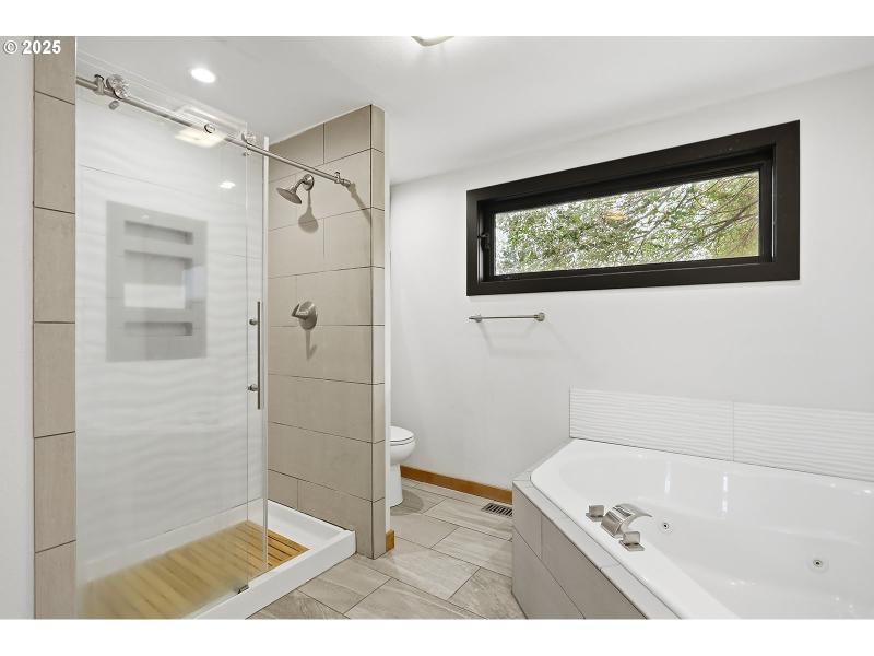 Owner's Suite Bathroom