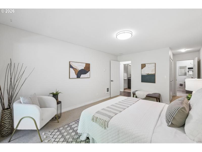 Bedroom, Primary