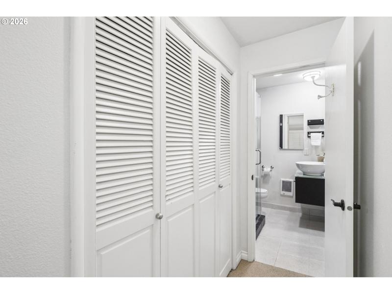 Bathroom, Attached
