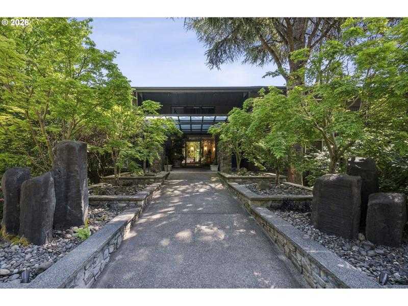 Entrance/Foyer