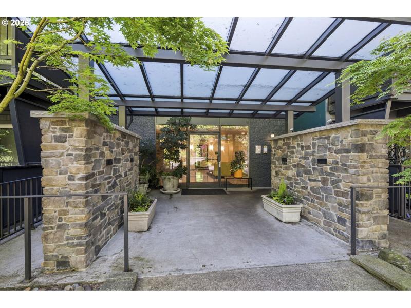 Entrance/Foyer