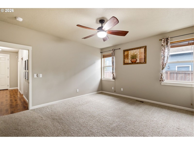 Bedroom, Primary
