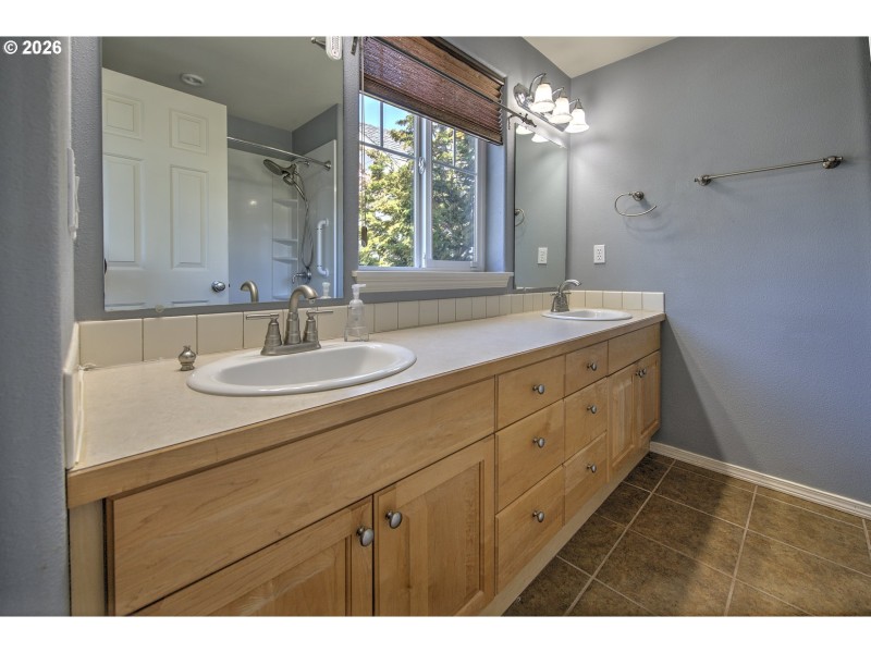En Suite Bathroom