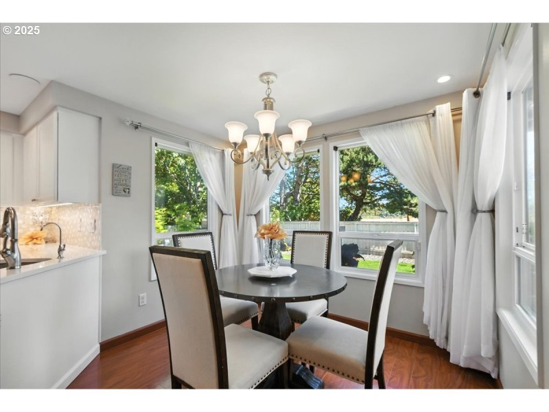 Kitchen/Nook