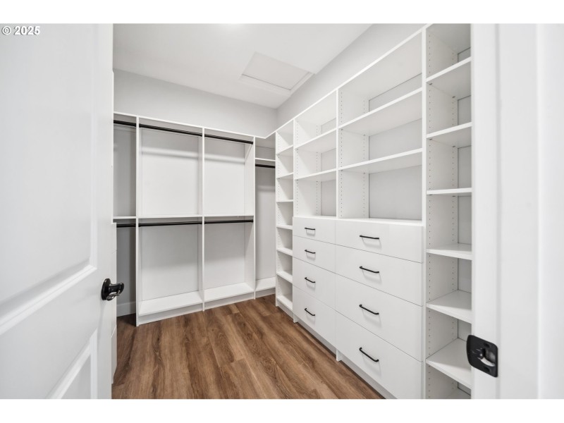Bedroom, Owner's Suite