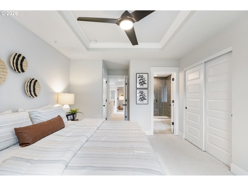 Bedroom, Primary