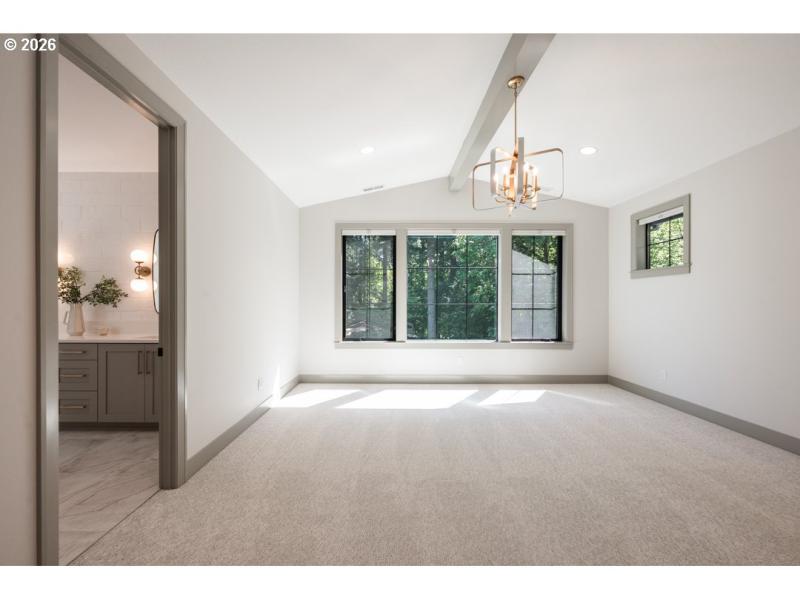 Bedroom, Primary