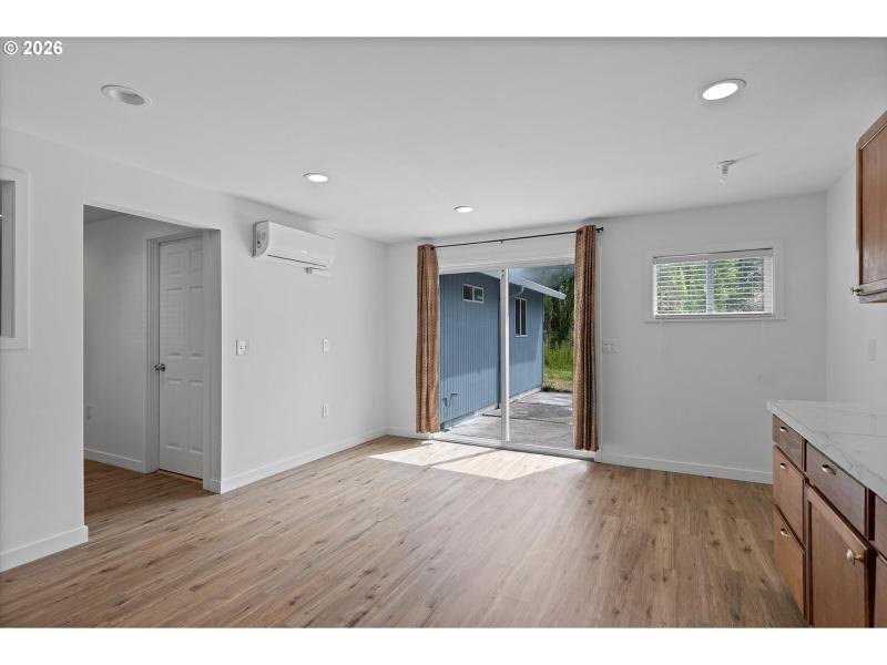 Kitchen/Outside