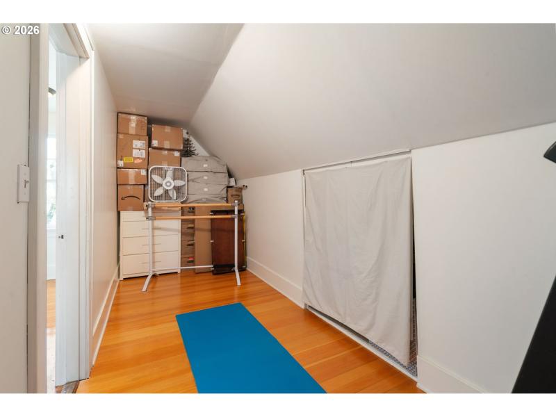 Bonus Room