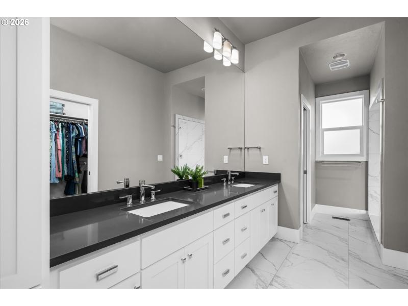 Bathroom, Attached