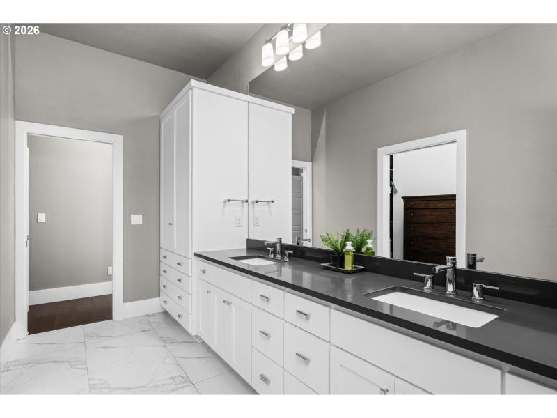 Bathroom, Attached