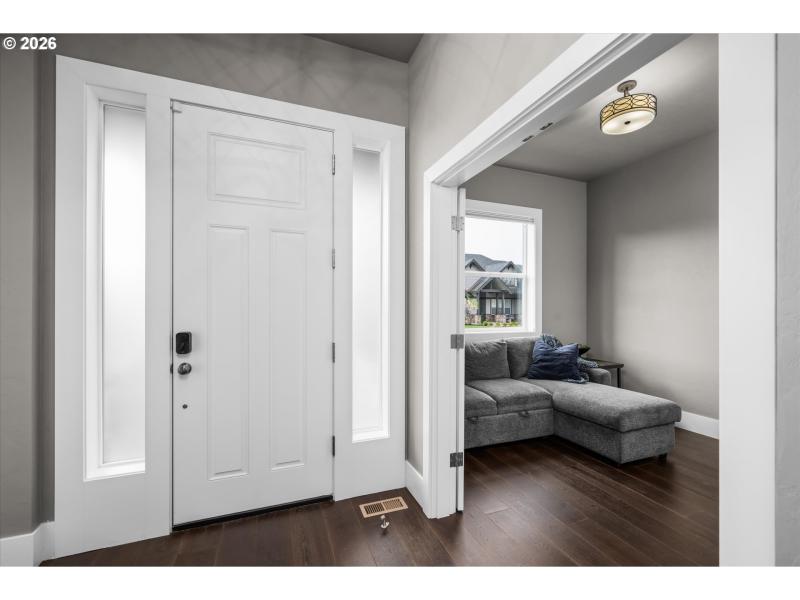 Entrance/Foyer