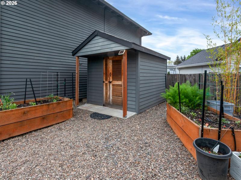 Shed