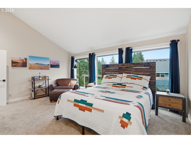 Bedroom, Primary