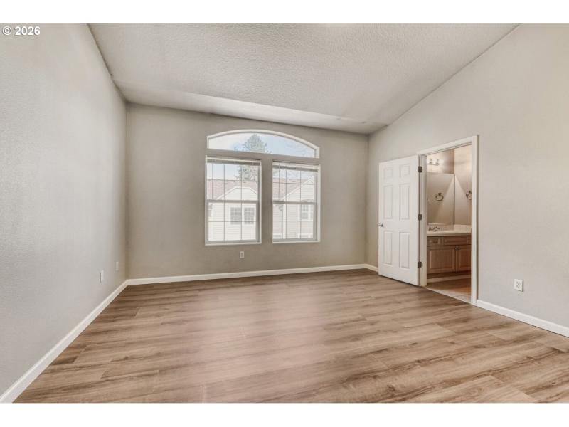 Bedroom, Primary