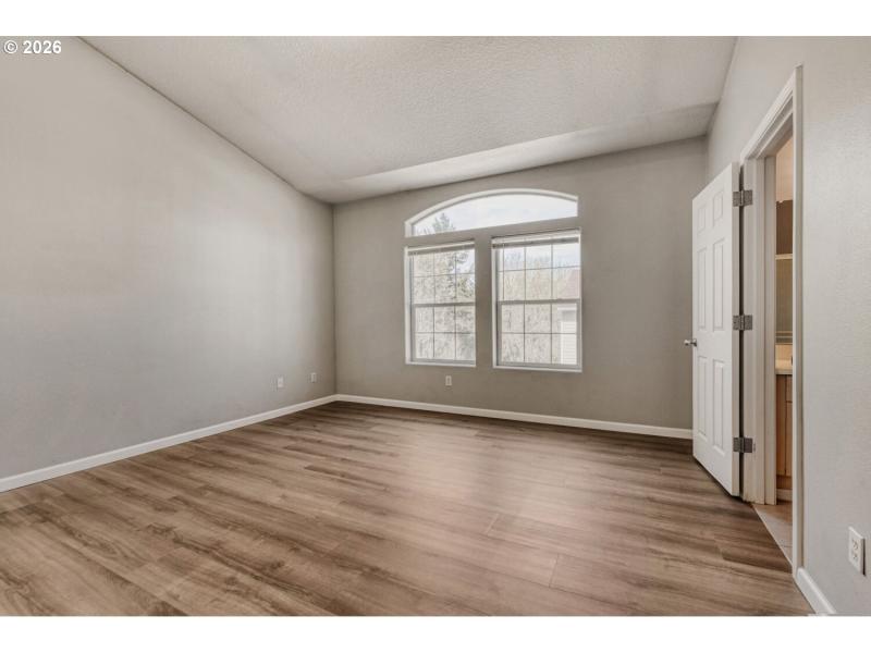 Bedroom, Primary