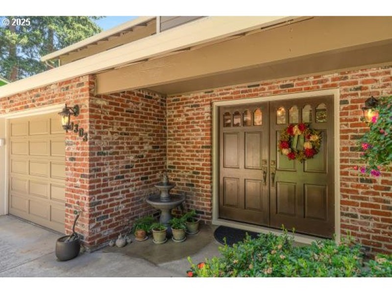 Entrance/Foyer