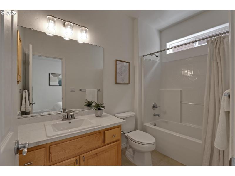 En Suite Bathroom