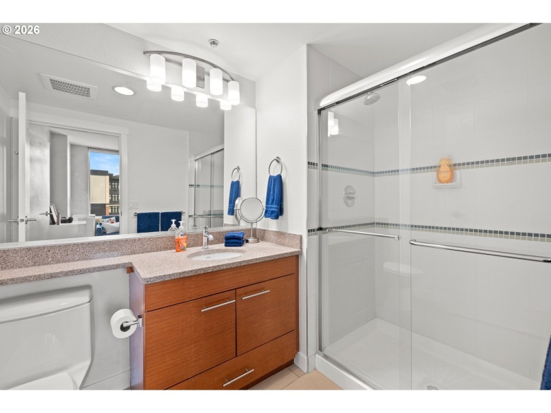 Bathroom, Attached