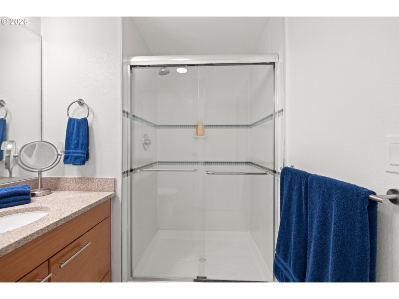 Bathroom, Attached