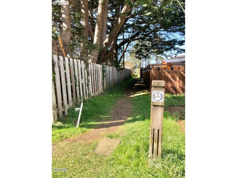 Beach Access Deeded