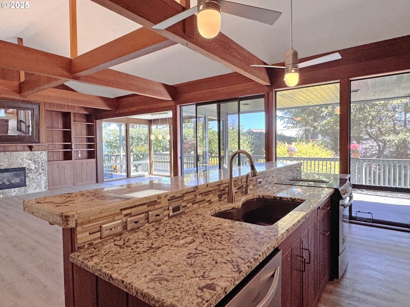Kitchen/Living Room