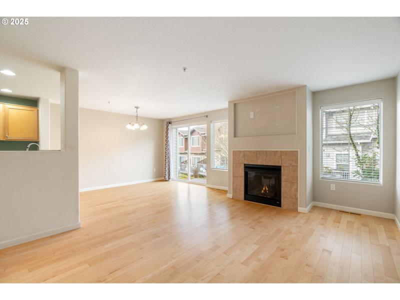 Living Room/Dining Room