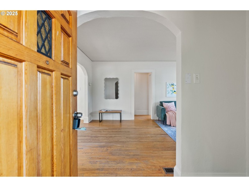Entrance/Foyer