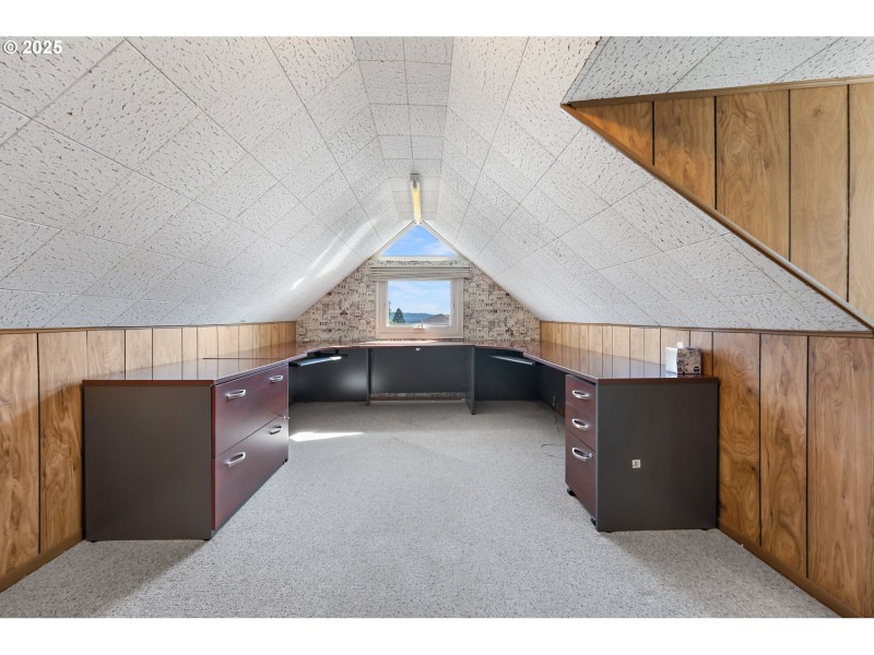 Den/Office