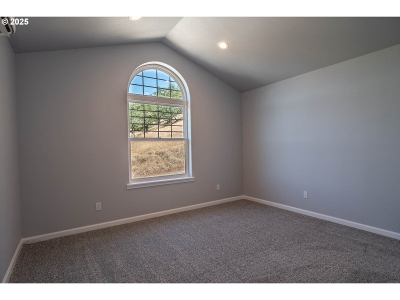 Bedroom, Primary