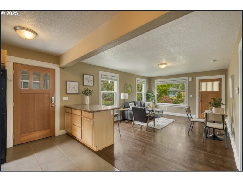 Kitchen/Nook