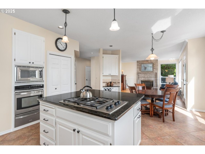 Kitchen/Family Room
