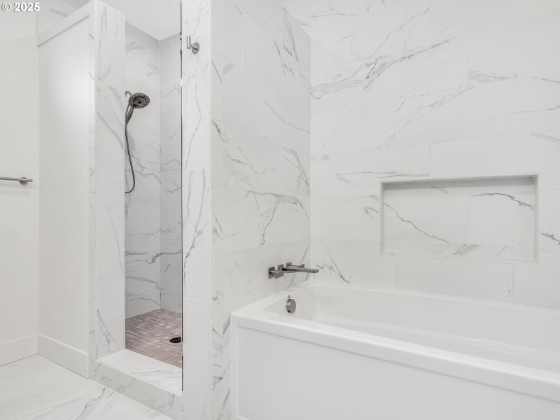 Owner's Suite Bathroom