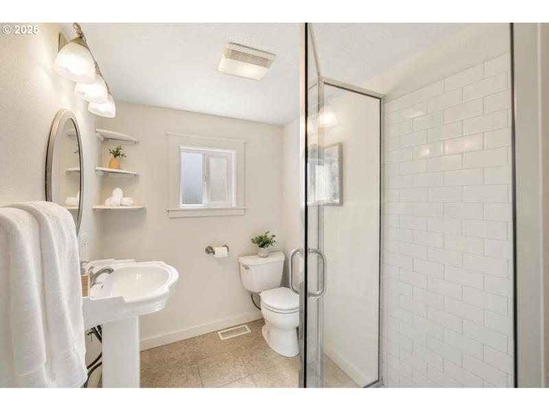 Owner's Suite Bathroom