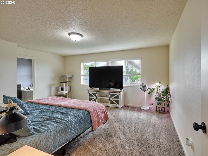 Bedroom, Owner's Suite