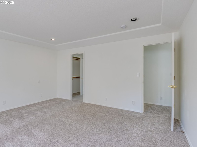 Bedroom, Primary