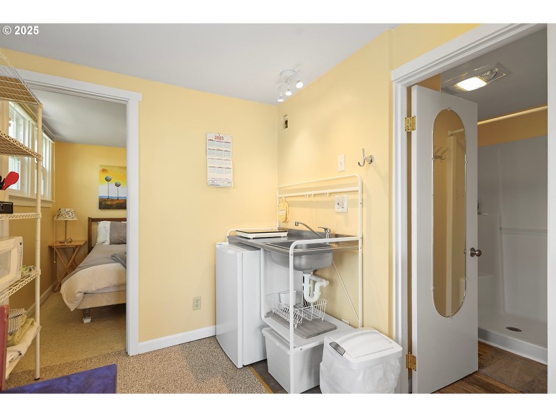 Guest Quarters