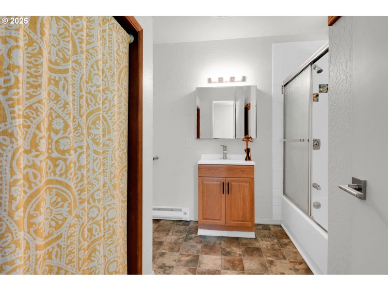Bedroom, Owner's Suite