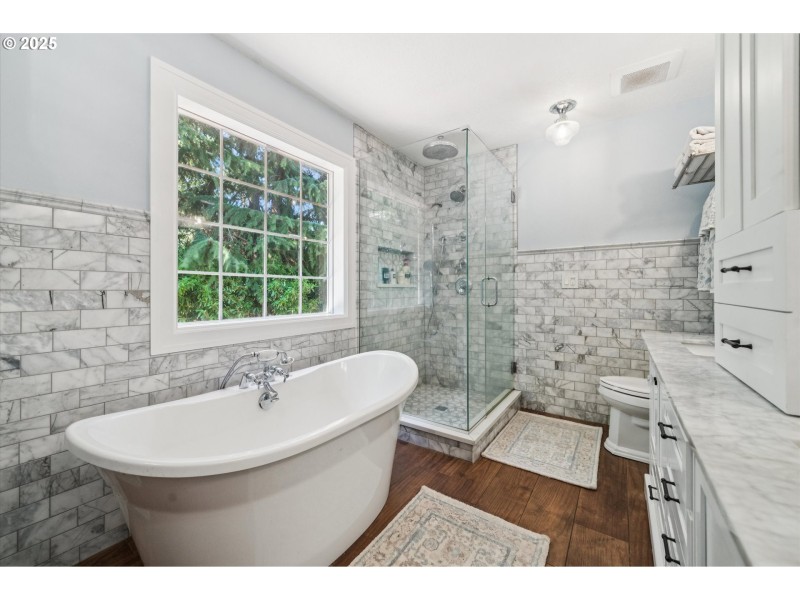 Bathroom, Attached