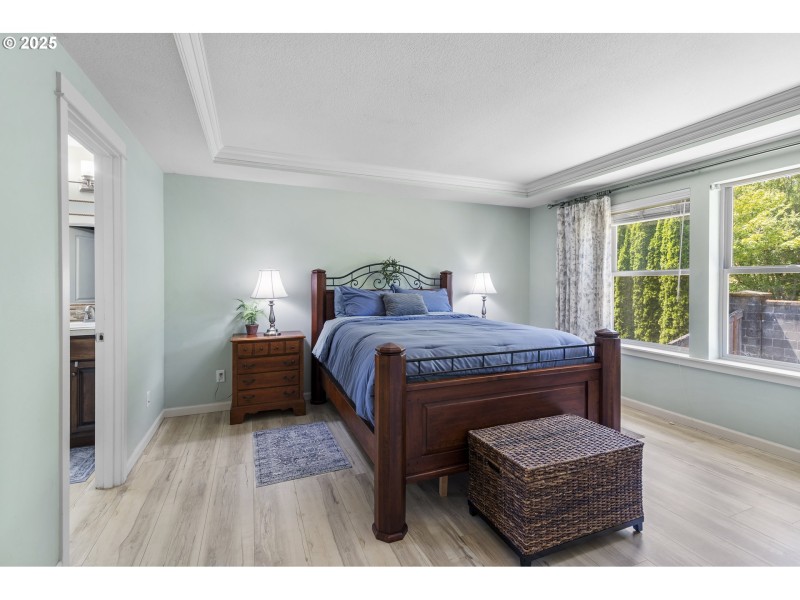 Bedroom, Primary