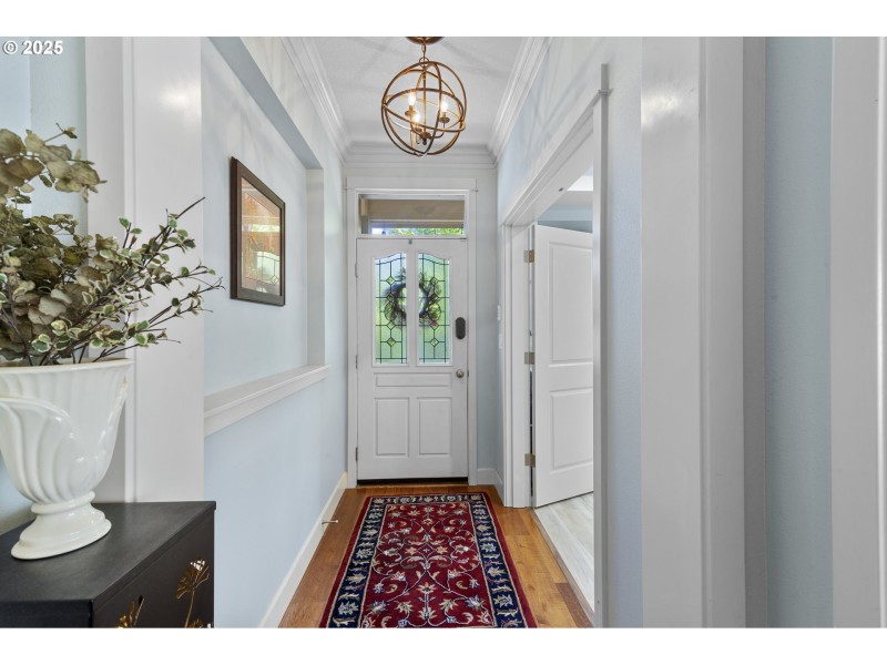 Entrance/Foyer