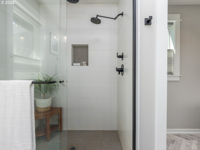 Bathroom, Attached