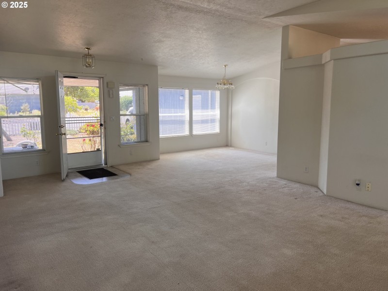 Living Room/Dining Room