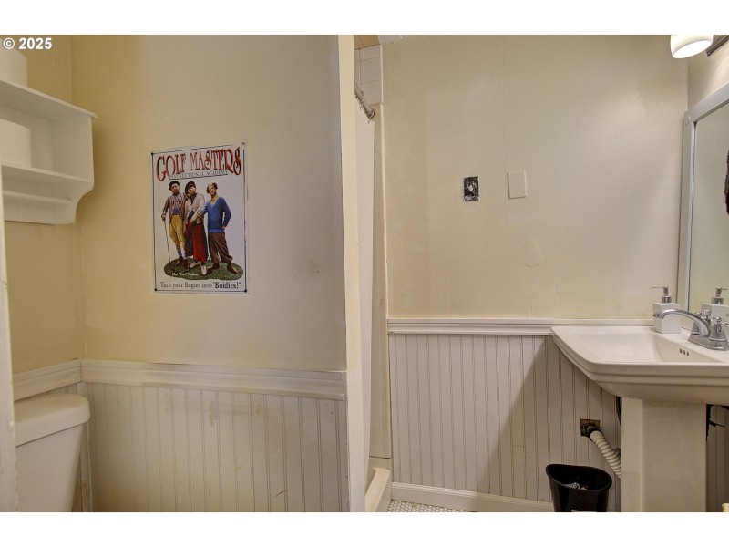 Bathroom, Attached